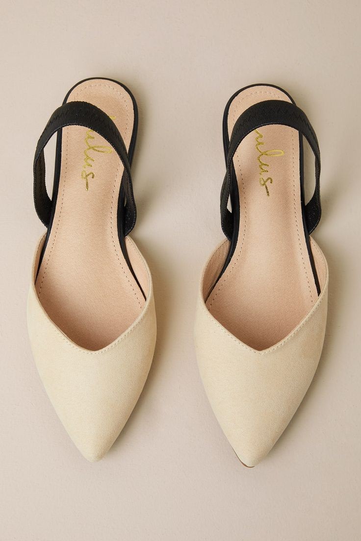 Pointed-Toe flats